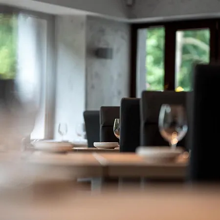 A Restaurace Bily Mlyn